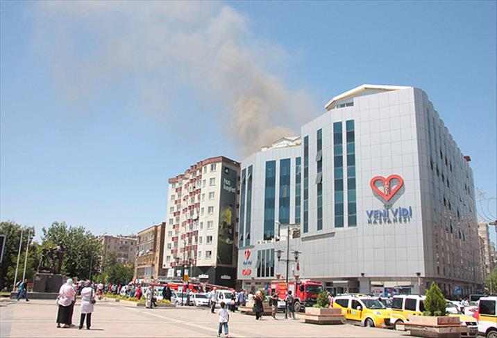 Diyarbakır'daki Özel Veni Vidi Hastanesinde yangın