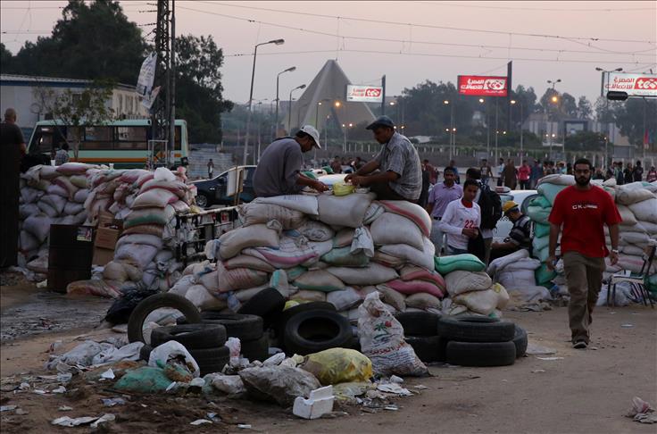 Rabaa sit-in organizers say foiled attempt to "kidnap" sit-in leaders