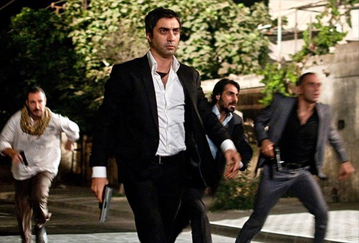 Turkey's renowned actor expresses support for Morsi supporters
