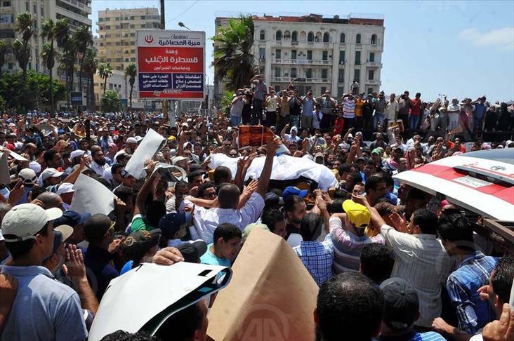 Egypt says no Friday prayers in Rabaa al-Adawiya, Fath mosques this week