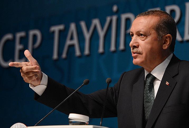 Diktatör görmek isteyenler Suriye'ye gitsin