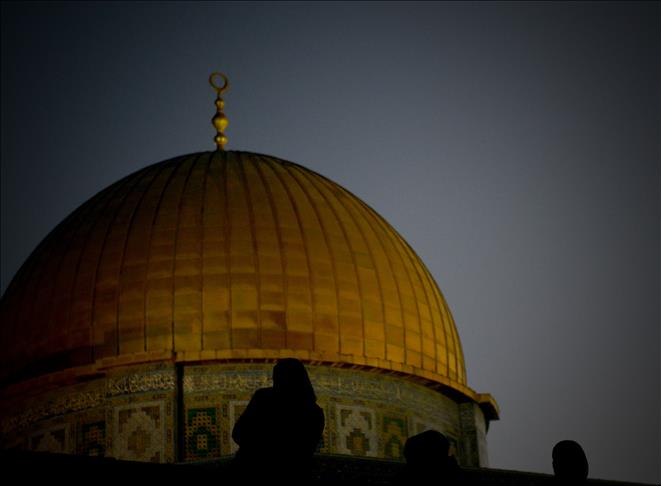 Palestinians demand a declaration of mobilization for Al-Aqsa Mosque