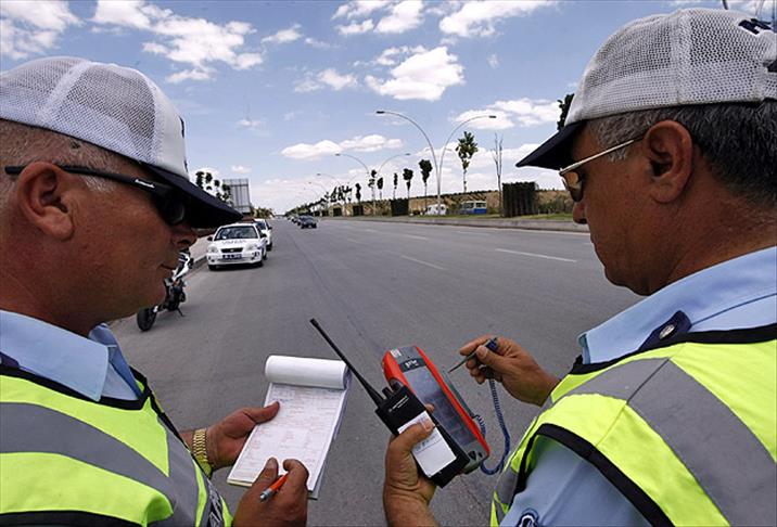 Trafikte şehir içi hız sınırı 90'a çıkıyor