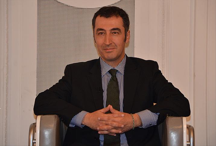 Türk kökenli milletvekillerinden büyük başarı