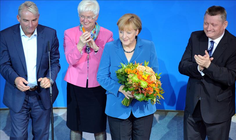 Merkel to treat Turkey in line with 'pacta sunt servanda', says Turkish lawmaker