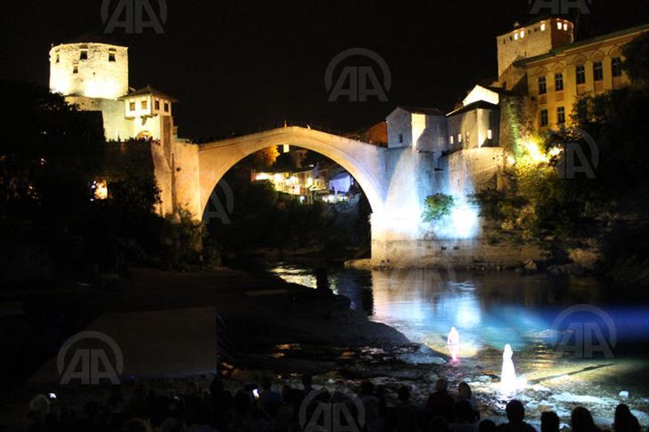 International theater festival opens in Sarajevo