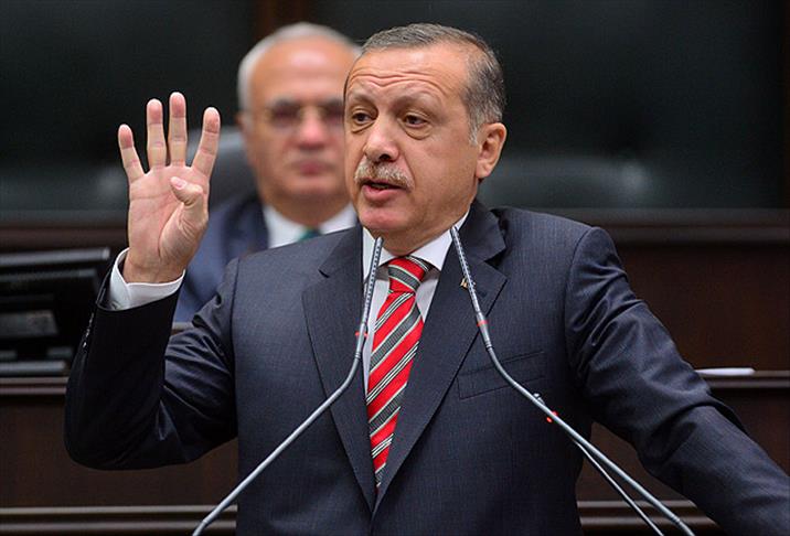 Andımızın yazarı Reşit Galip insanları kafatasına göre sınıflandırıyordu