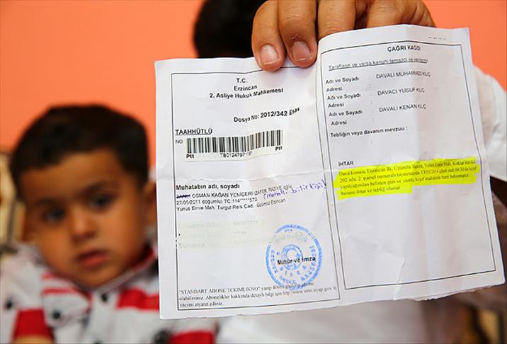 İki yaşında konuşma bilmeyen "bilirkişi"