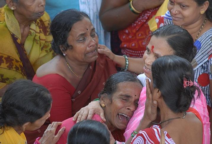 India temple stampede toll rises to 91, more deaths feared