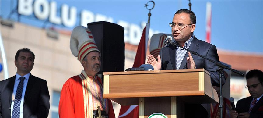 TBMM İç Tüzüğü'nde başörtüsü yasağı yok