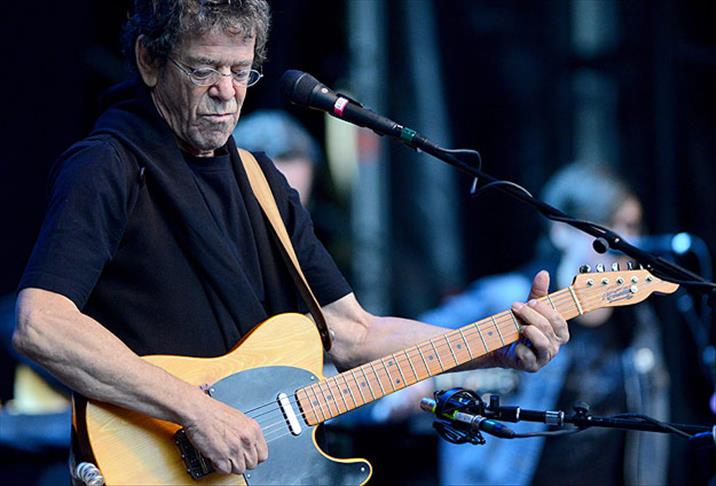 Punk söz yazarı Lou Reed öldü