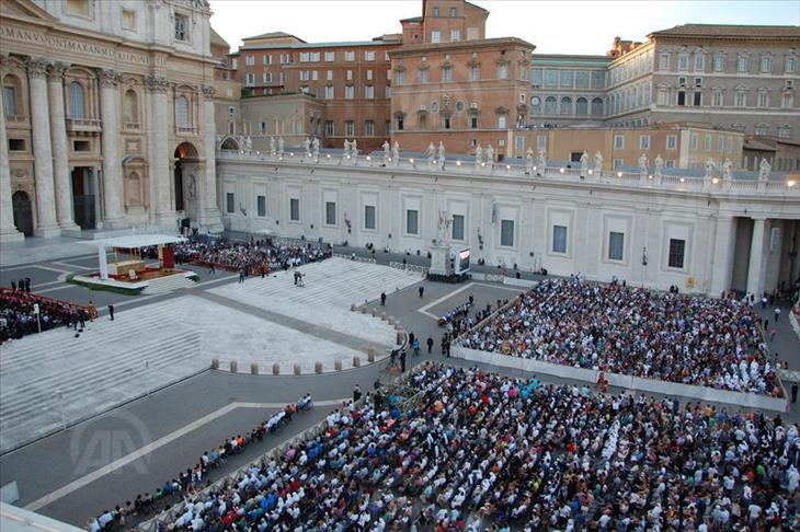 Italian magazine: US spies listened to pope