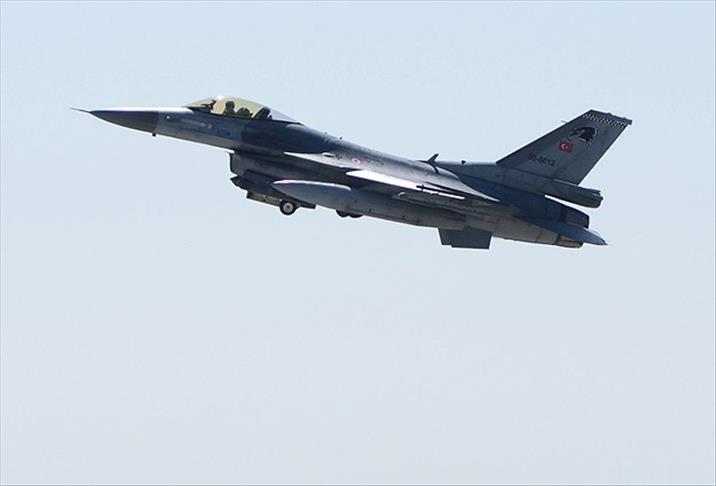 Türk F-16'ları Rus uçağını izledi
