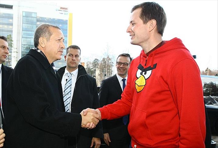 Turkish PM visits Angry Birds' makers in Finland