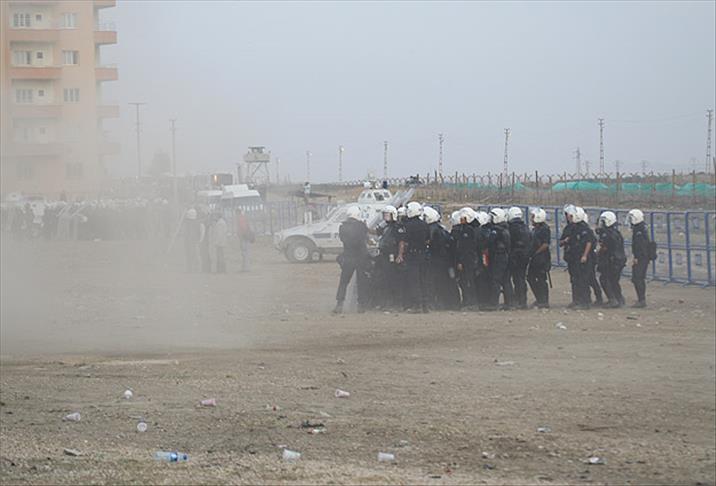 Nusaybin'de "güvenlik duvarı" protestosu