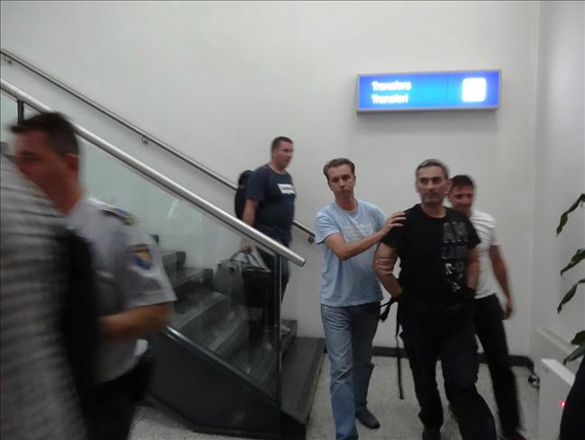 Bosnia war crime suspect stands before court