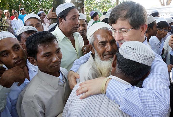 Rohingya M sl manlar Davuto lu nu g zya lar yla kar lad