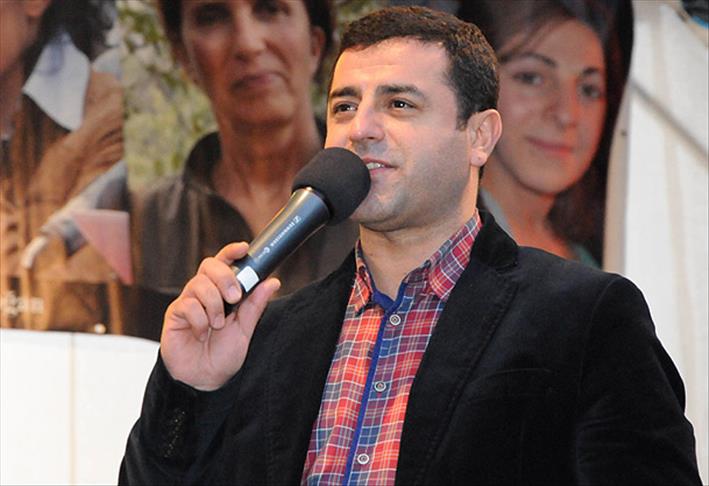 Bizim içimizde barış istemeyen yok