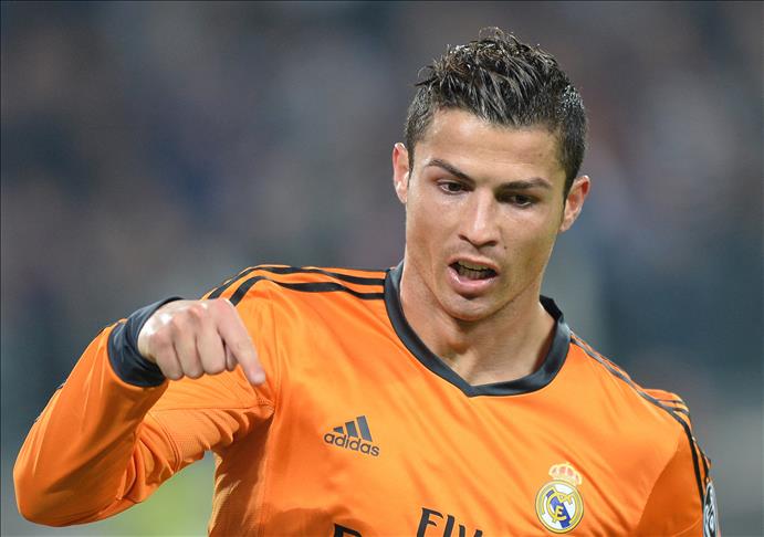 Ronaldo, favorite to win FIFA Ballon d'Or