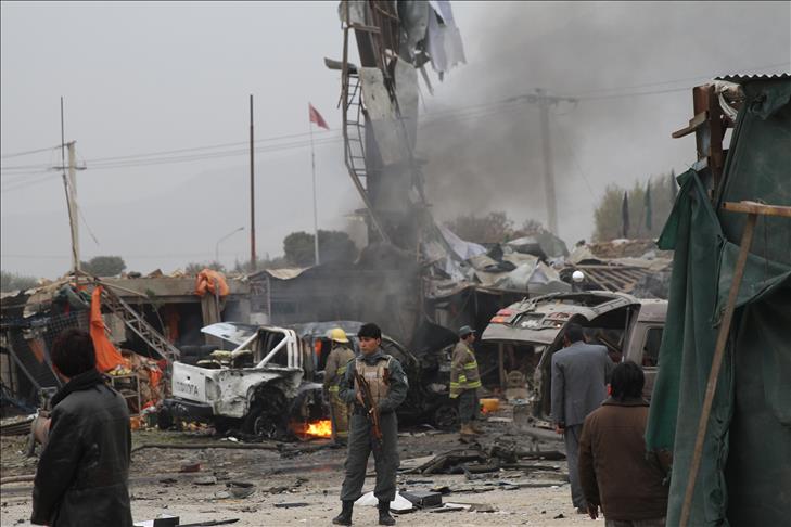 Death toll in Karachi blasts rises to 7