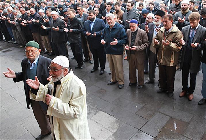 Katledilen Müslümanlar için gıyabi cenaze namazı