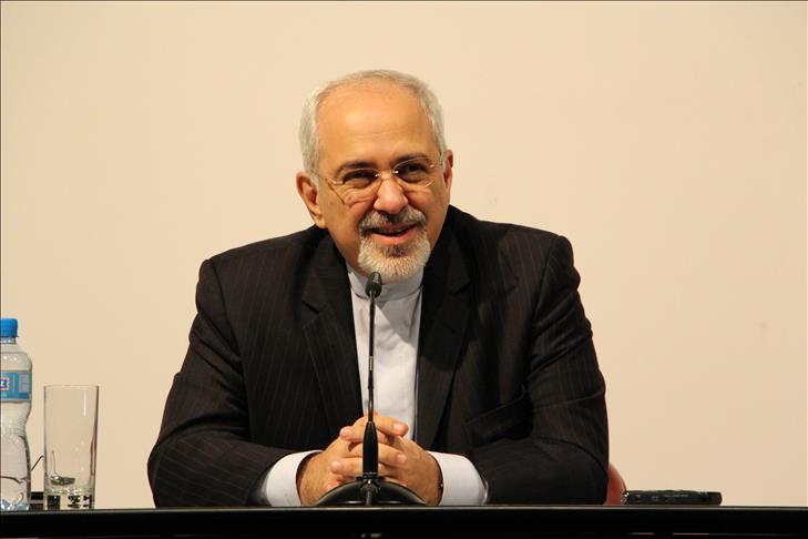 Zarif ülkesinde coşkuyla karşılandı