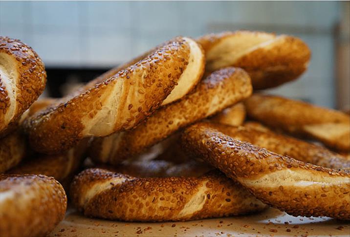 İstanbul'da simit zamlandı