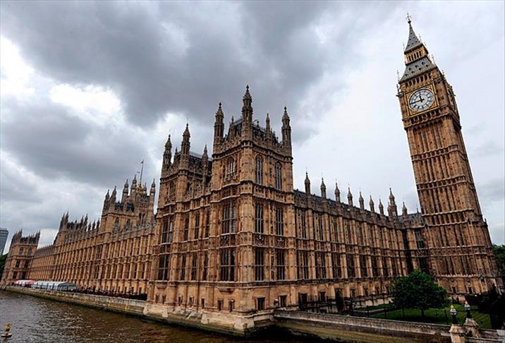 UK MPs set for 11% pay rise