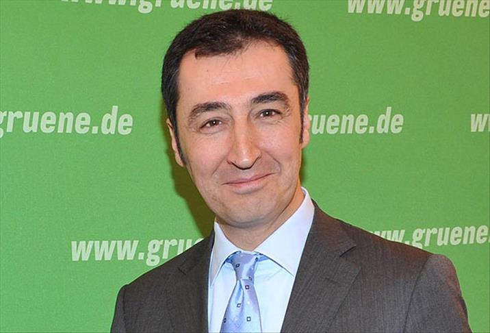 Yeşiller Partisi Eşbaşkanı Özdemir AA'ya konuştu