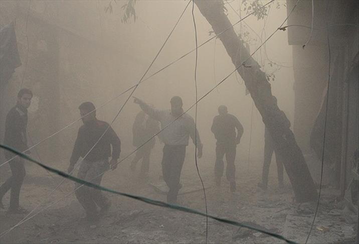 Aleppo market bombings kill 35