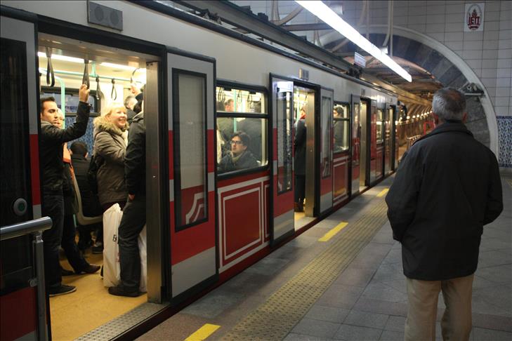 World’s second oldest railway: Tunnel