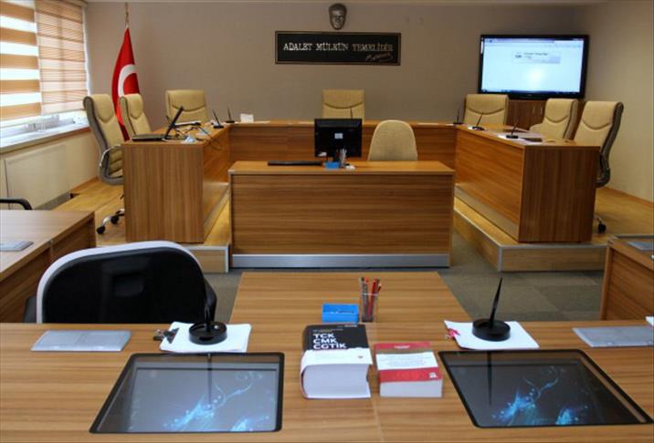 AK Parti 3 bin lira karikatür tazminatı kazandı