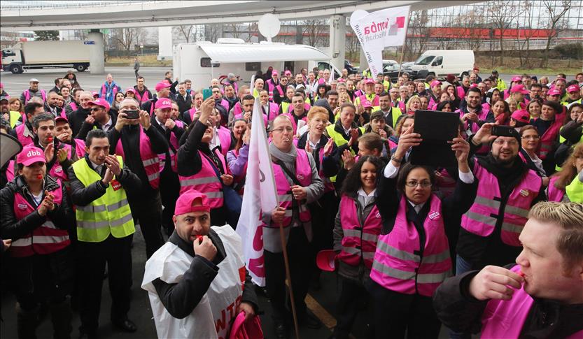 Frankfurt airport closed over strike