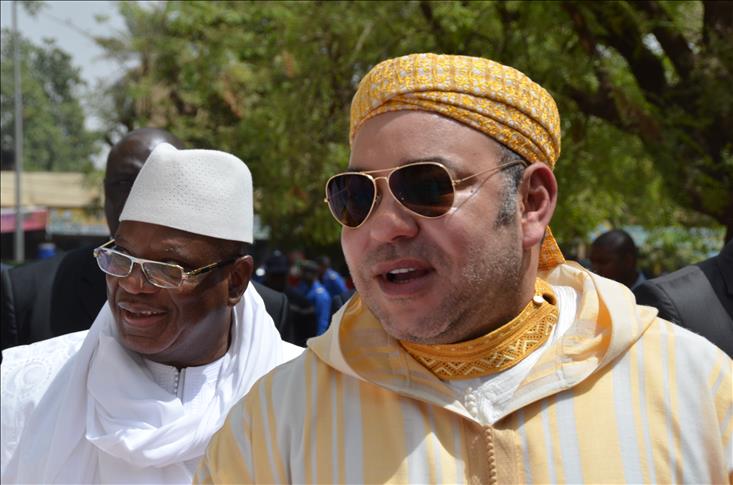 Le Roi Mohamed VI fait la prière de Vendredi à la Grande Mosquée de Bamako