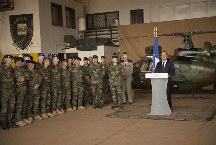 François Hollande exhorte le continegnt français à tout faire pour lutter contre la division de la RCA