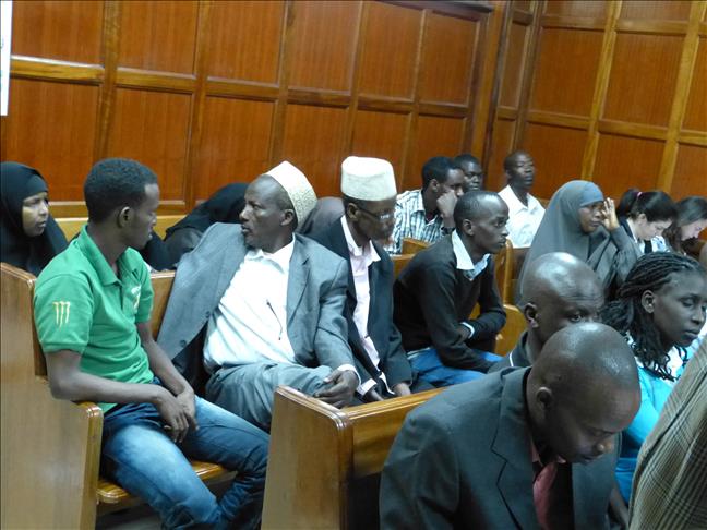 Kenya parliament won't obey "idiotic" court orders