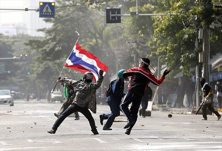 Thai anti-gov't protesters edgy after more violence