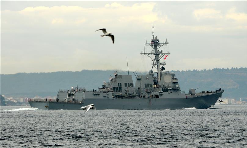 ABD savaş gemisi Çanakkale Boğazı'ndan geçti
