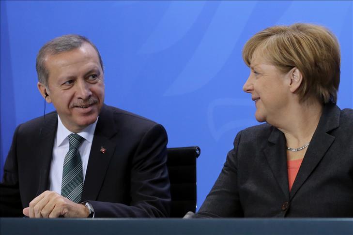 Erdogan, Merkel discuss Ukraine
