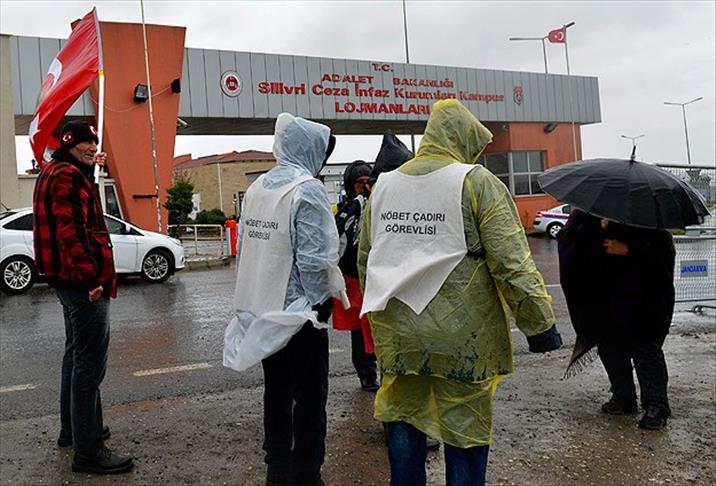 More 'Ergenekon' case detainees released