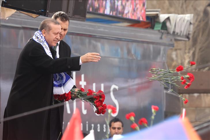 Turkish PM praises late Islamic scholar Nursi