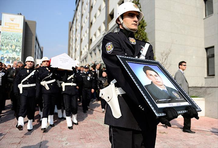 Şehit polis Taşdemir son yolculuğuna uğurlanıyor