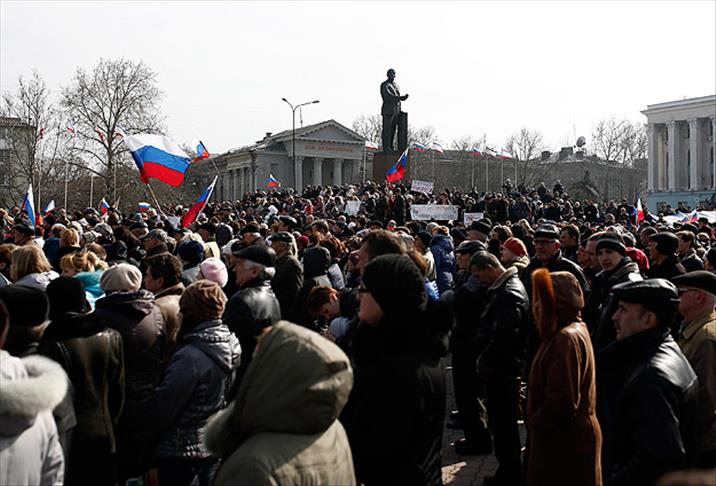 Crimeans voice their opinions ahead of Sunday’s referendum