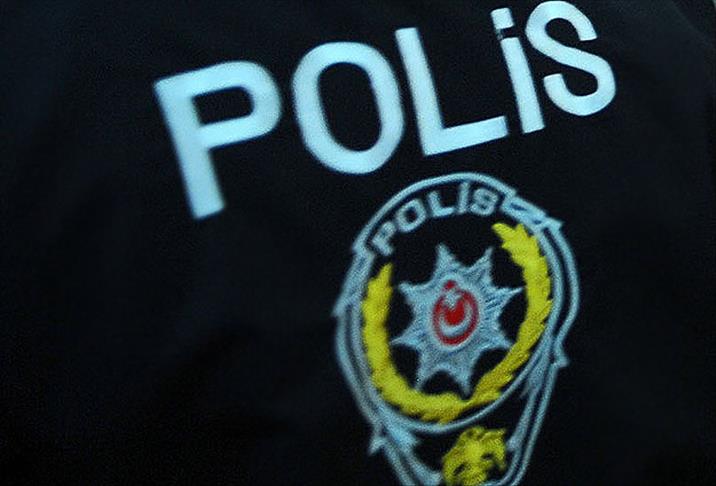İzmir 'de 5 polis açığa alındı