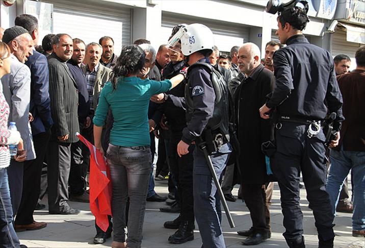 Van'da miting sonrası gerginlik