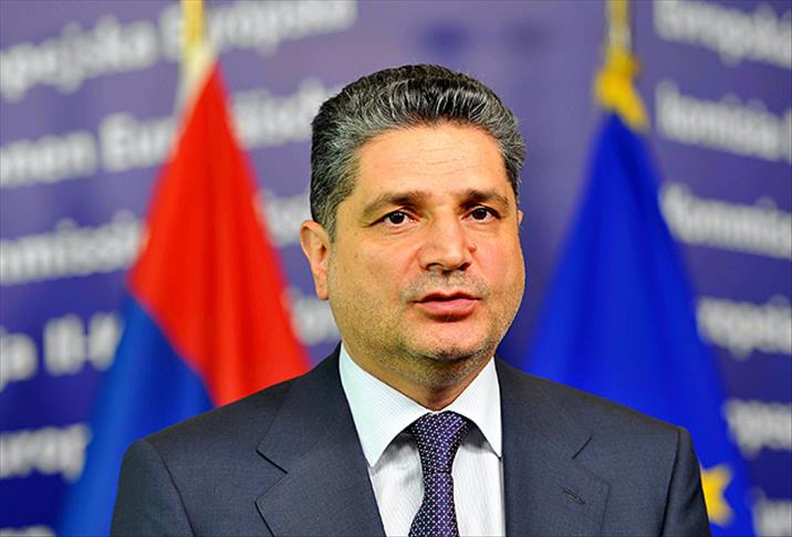 Sarkisyan istifa etti
