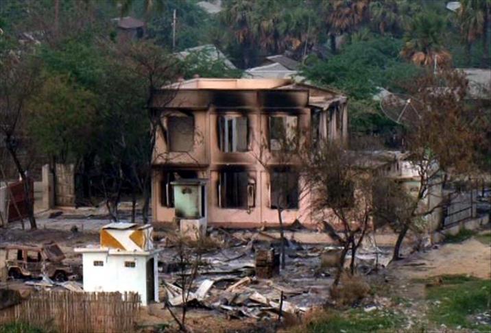Myanmar’da Müslümanlara ait evler yağmalandı