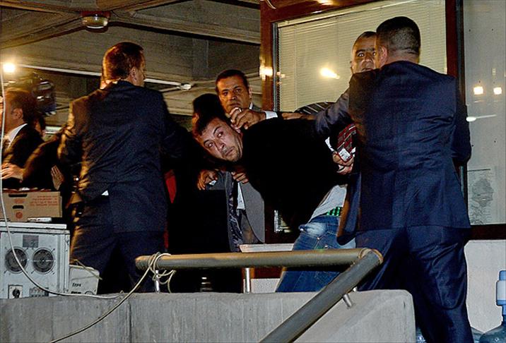 Kılıçdaroğlu'na yumruklu saldırı