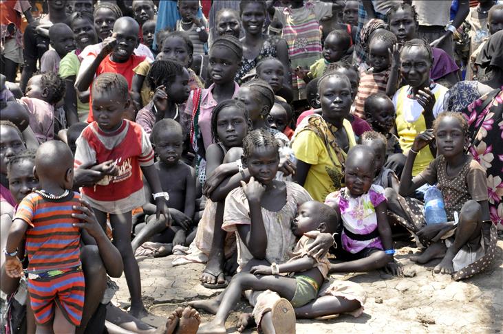 Fighting in S. Sudan's Bentiu; U.N. shelters 9000