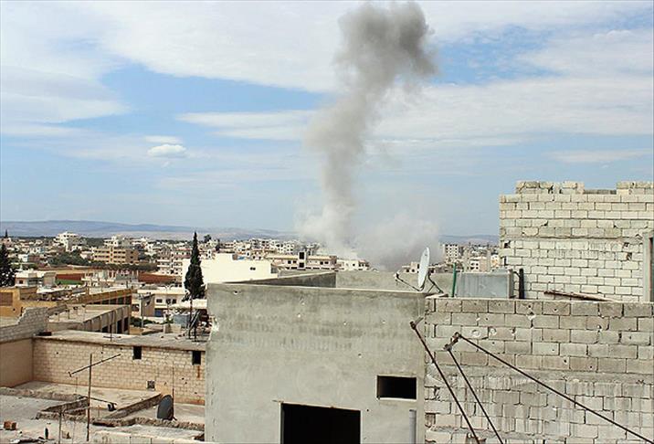 Suriye'de "zehirli gaz dolu varil bombası kullandığı" iddiası